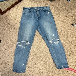 American Eagle Mom Jeans